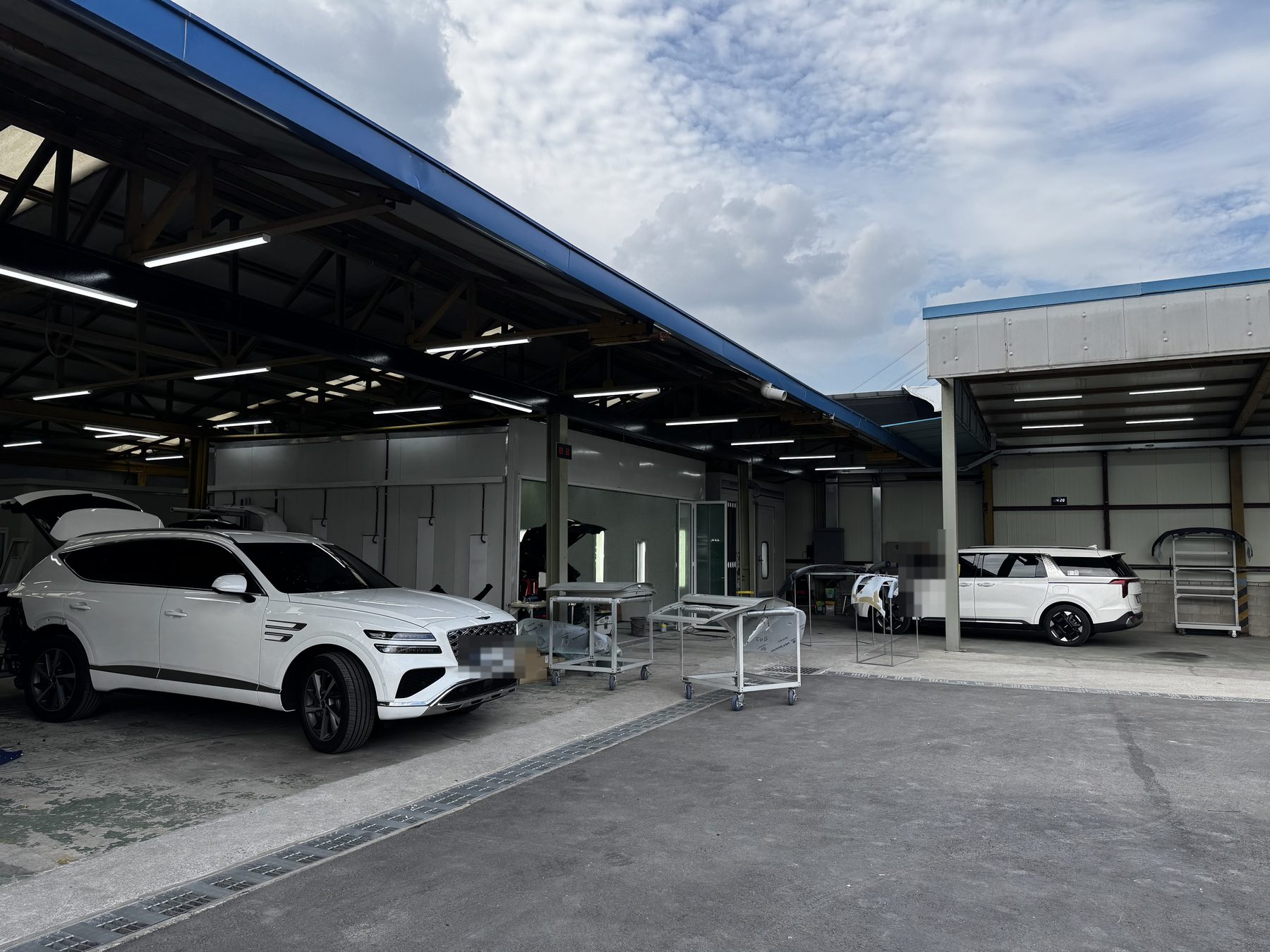 Yeoncheon paint and body bay